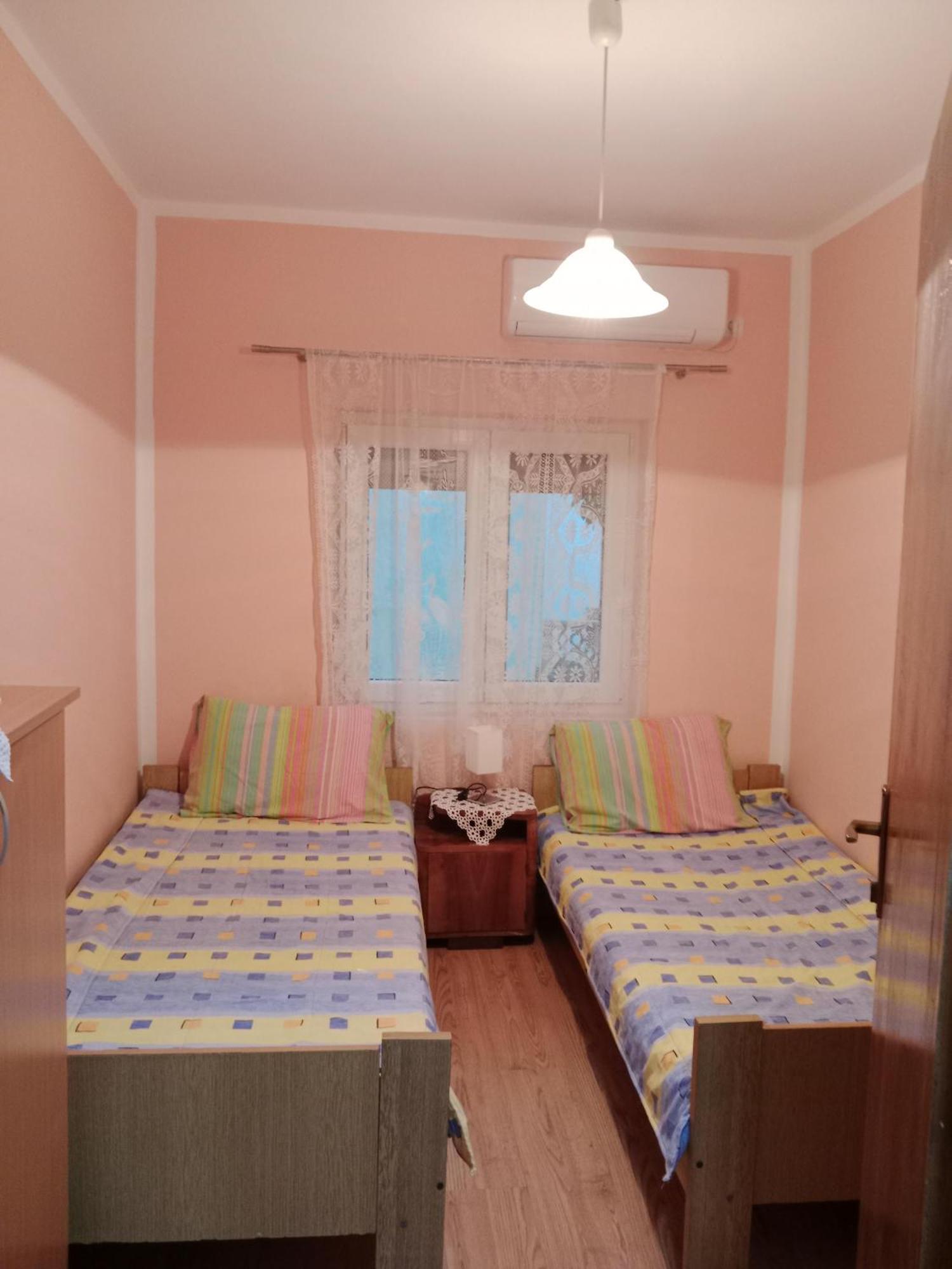 Rooms Banicevic 리산 외부 사진