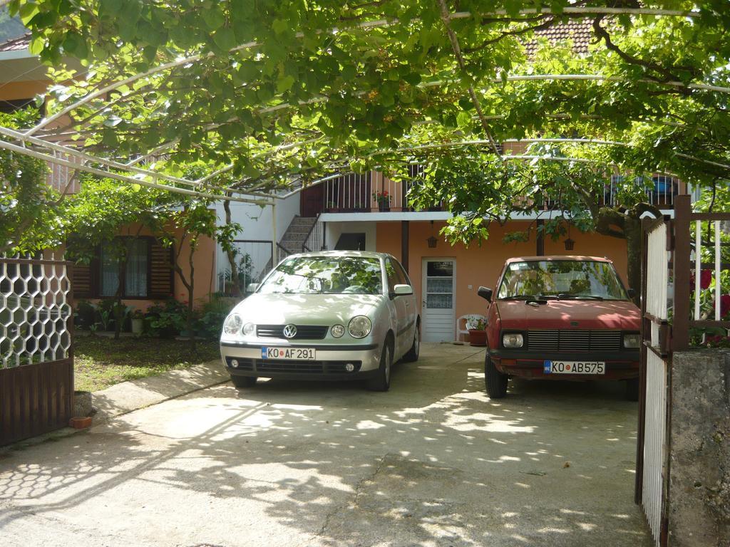 Rooms Banicevic 리산 외부 사진